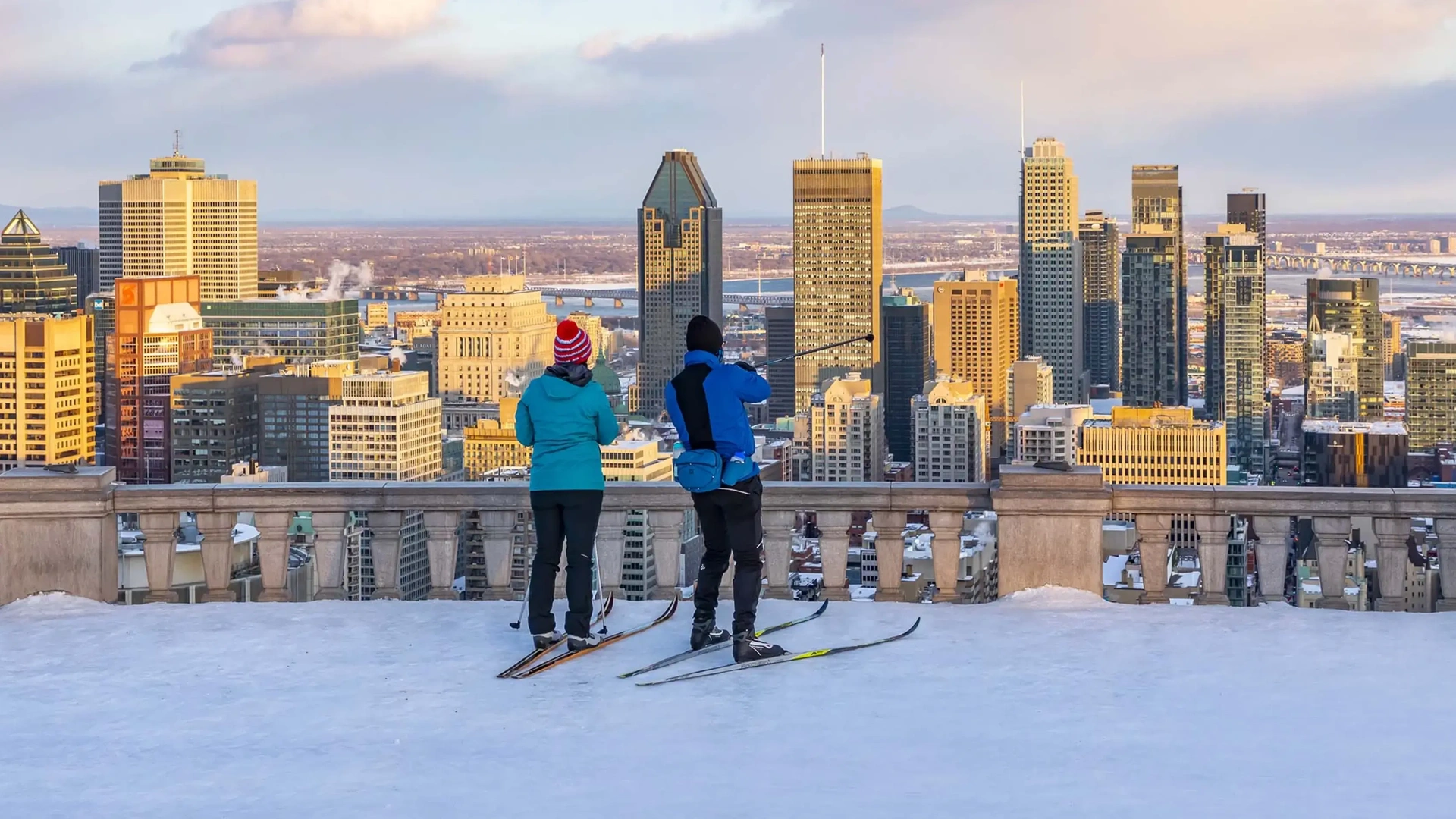 H Eva Blue Tourisme Montreal H jpg