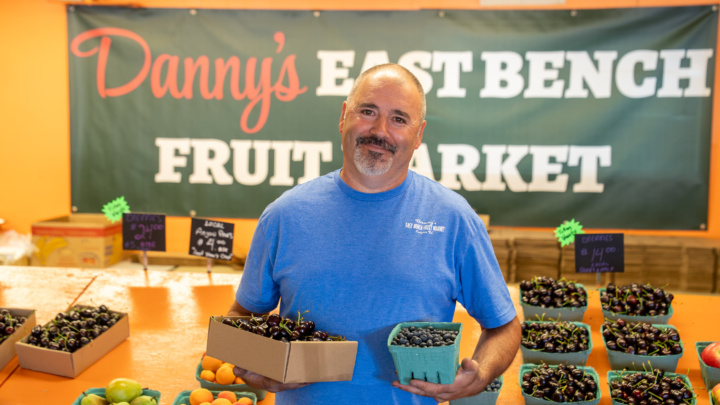 Dannys east bench fruit market 20